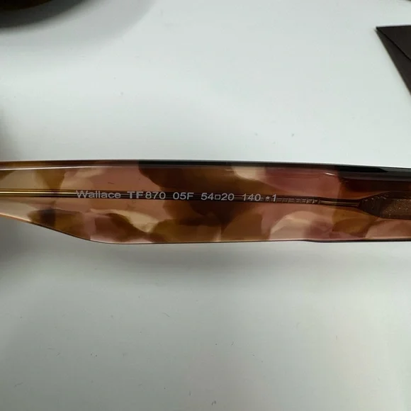 💯Authentic NWOT Tom Ford Wallace sunglasses - Picture 3 of 4